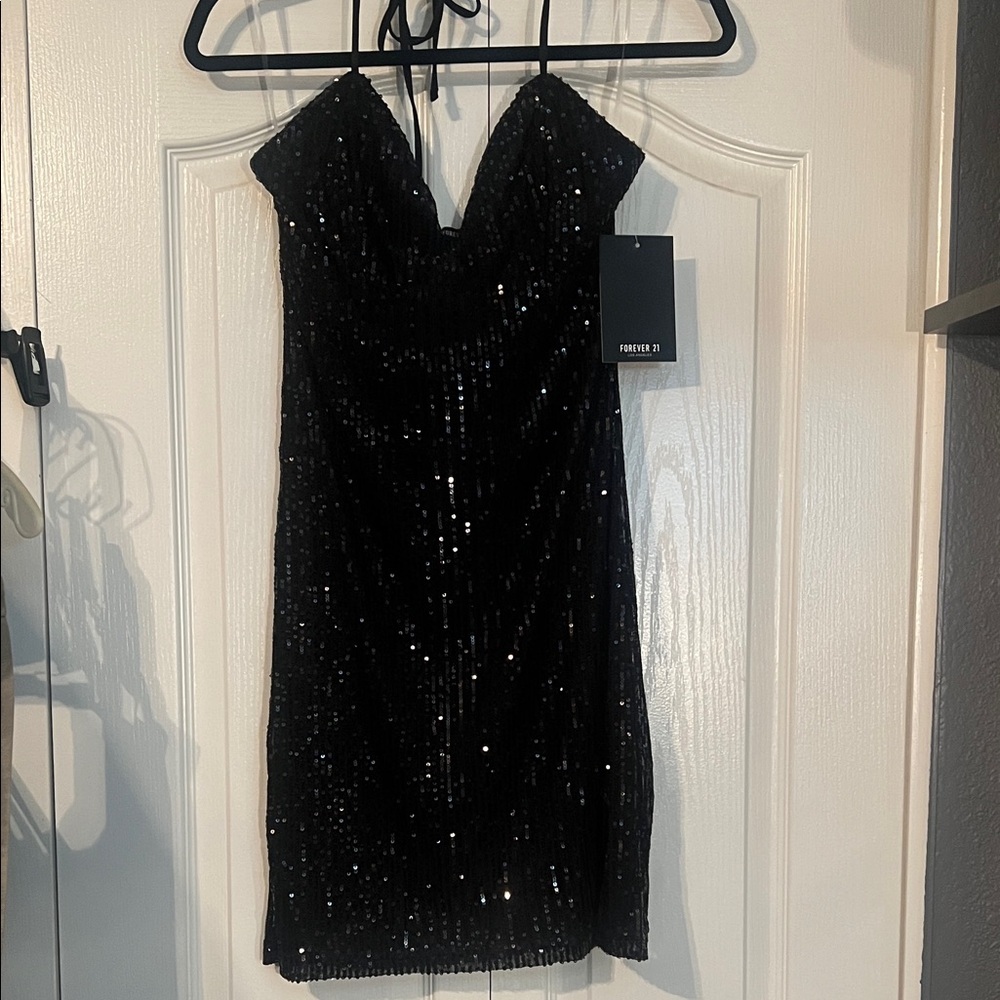 Black Sequin Halter Mini Dress NWT Party Cocktail Club Dress size M